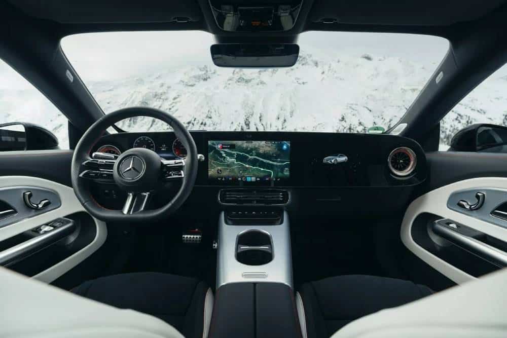 Ανανεωμένη υβριδική Mercedes CLA 220 Hybrid 1.5λτ. τούρμπο 10 Mercedes-CLA-220-Hybrid-7-2048x1366