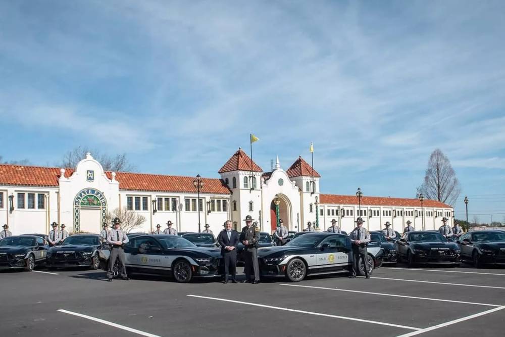 NCSHP-Ford-Mustangs-2025-00008-2048x1367