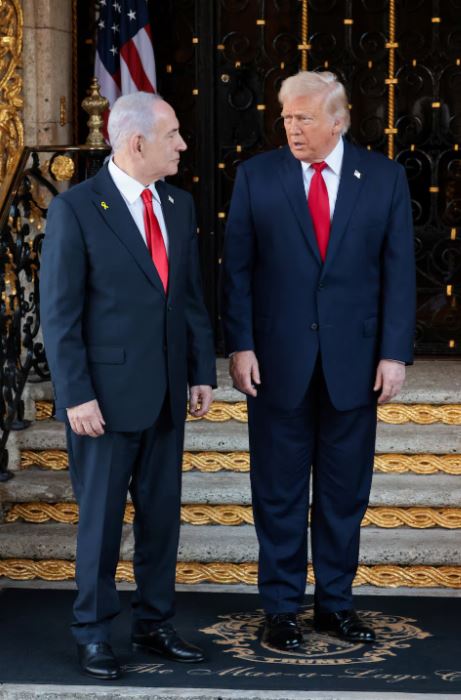 ΗΠΑ: Ξεκίνησε η συνάντηση Τραμπ – Νετανιάχου – «Ελπίζω να αρχίσει σύντομα η επόμενη φάση του σχεδίου για τη Γάζα»