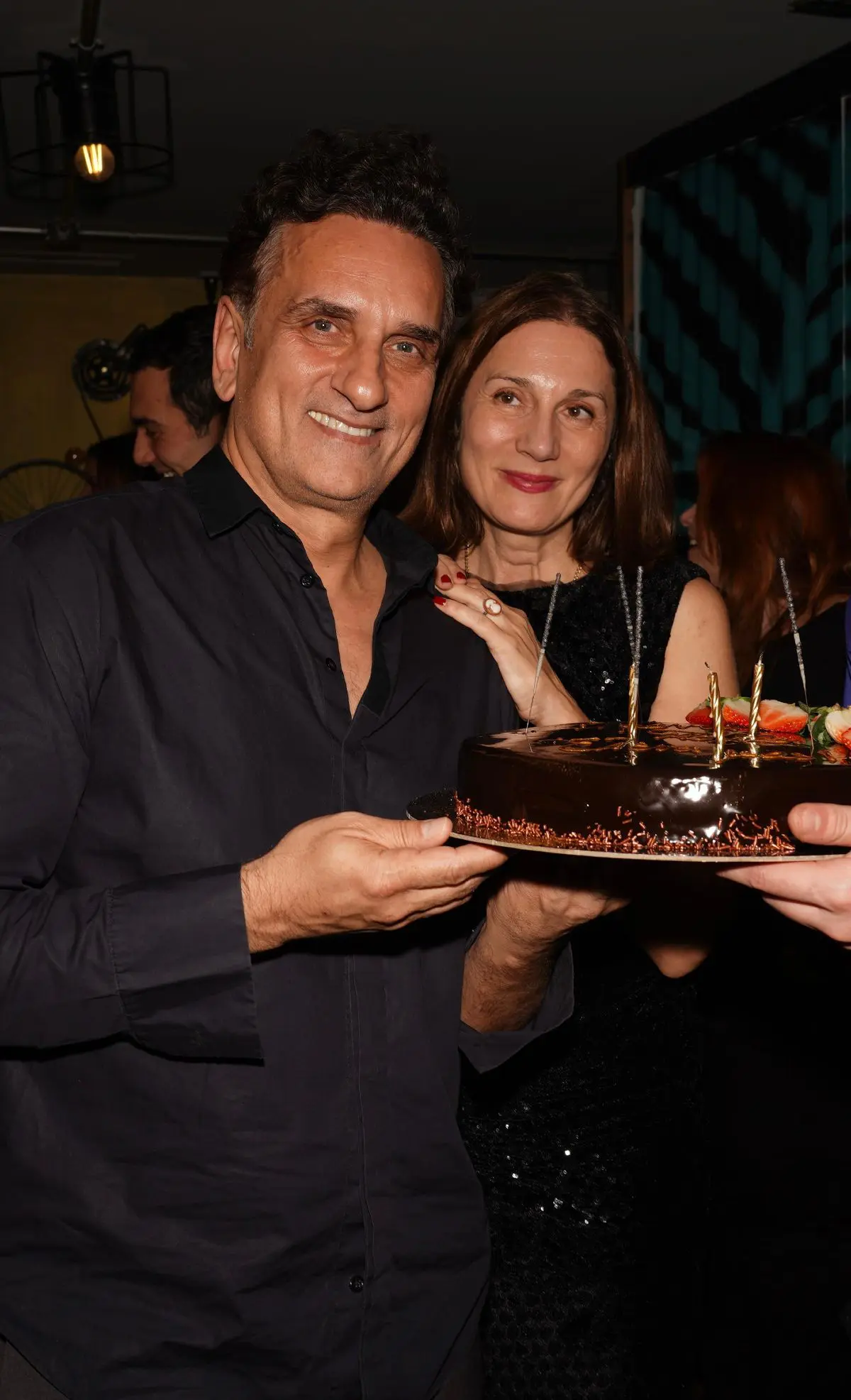 Νίκος Ψαρράς – Έλενα Καρακούλη: Μοιράστηκαν μια βραδιά πλημμυρισμένη αγάπη! 17 Νίκος Ψαρράς, Έλενα Καρακούλη