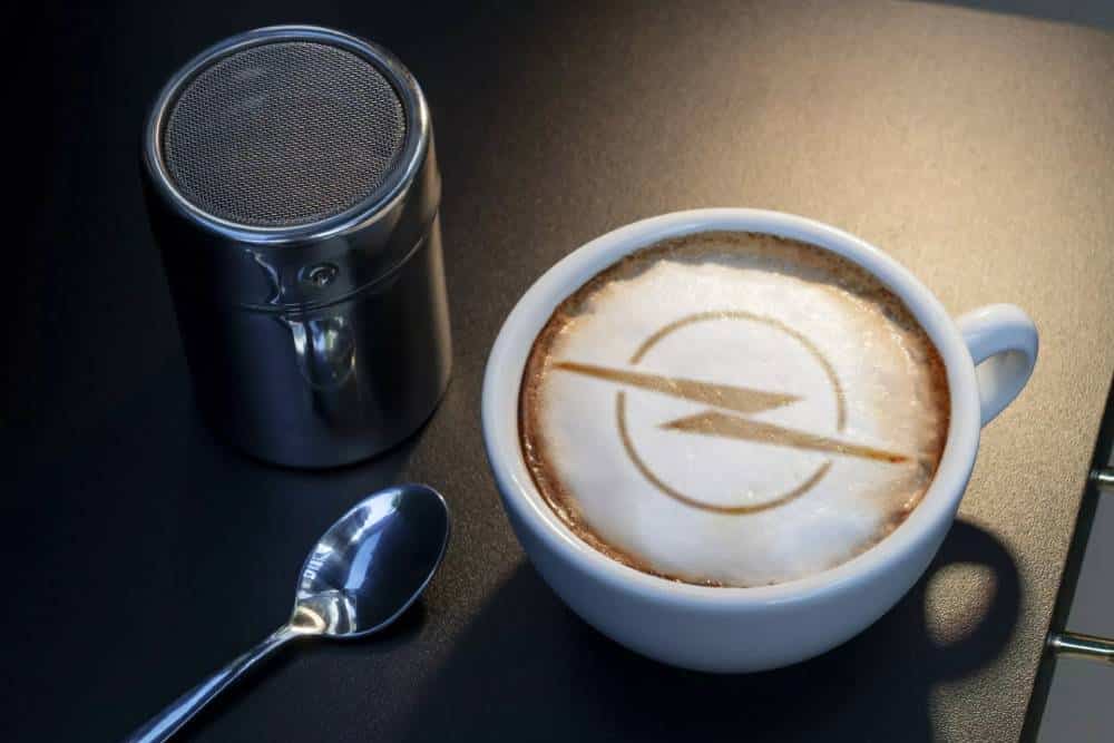 Το Opel Mokka που πραγματικά παρασκευάζει και καφέ 16 Opel-Mokka-Electric-Coffee-20-2048x1366