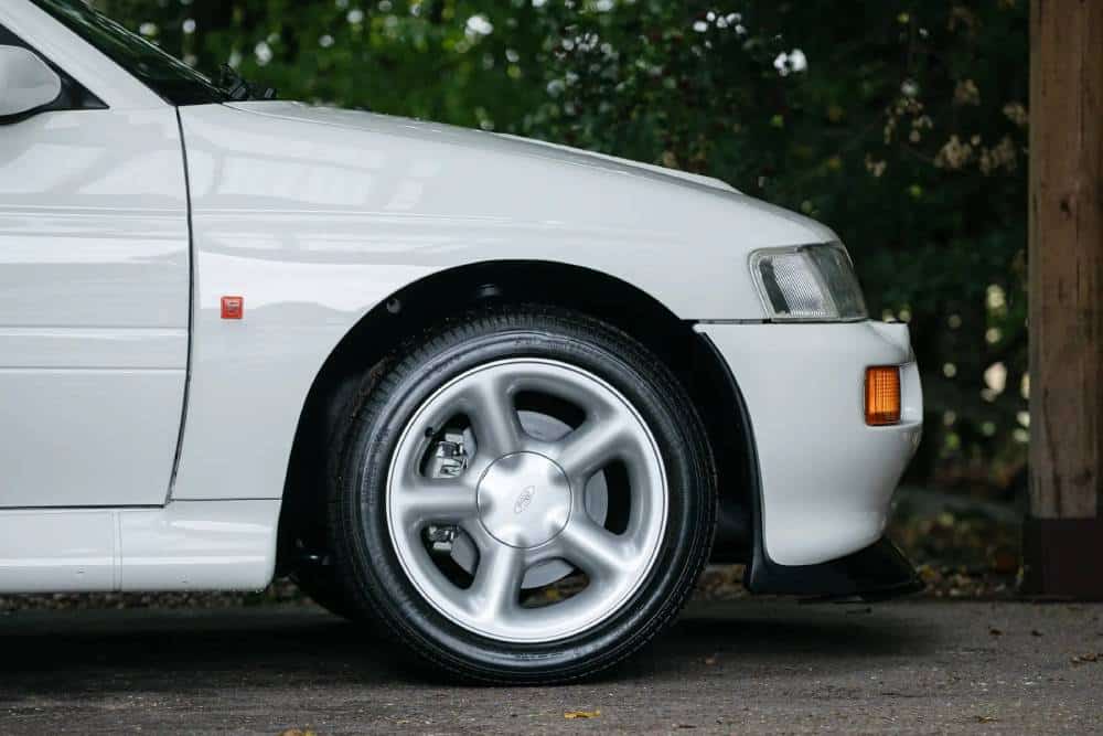 Εντυπωσιακό Ford Escort Cosworth «της κρέμας» 20 REC16078-1_40