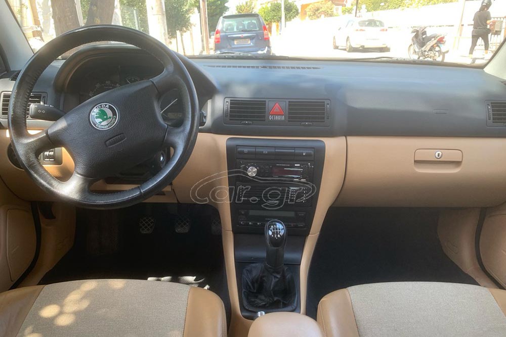 Skoda-Octavia-2001-(2)