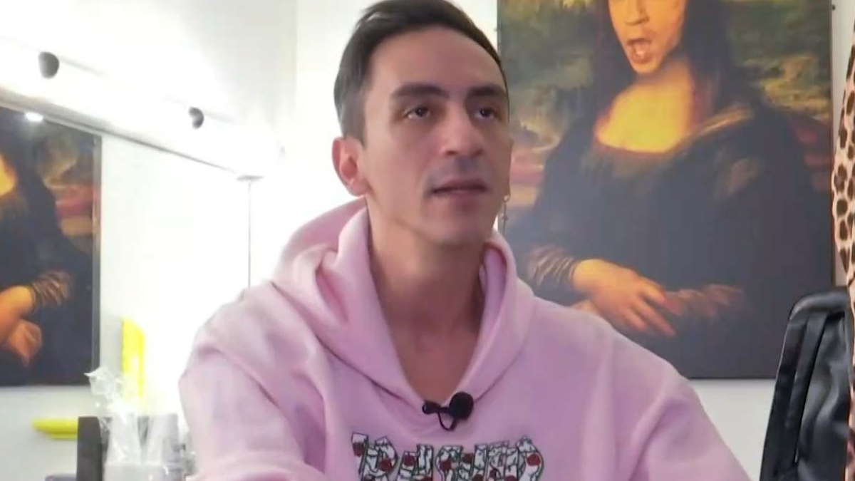 Τόλης Παπαδημητρίου: «Επιχείρησε να εισέλθει σε οίκο ανοχής αλλά κατά λάθος κατέληξε στο θέατρο»