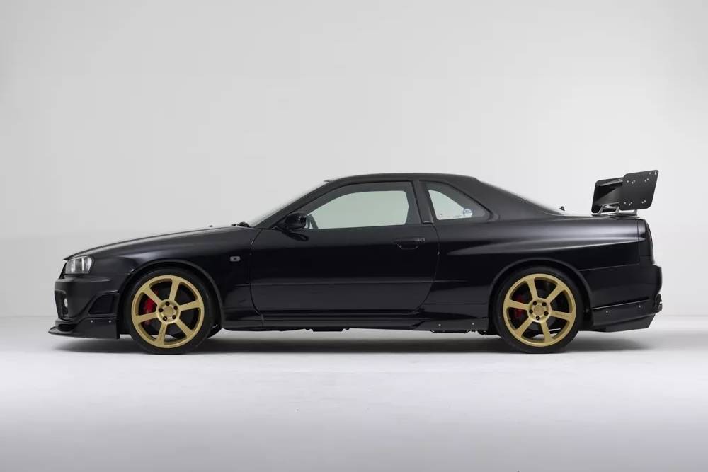 Tommykaira-Nissan-Skyline-GT-R-3