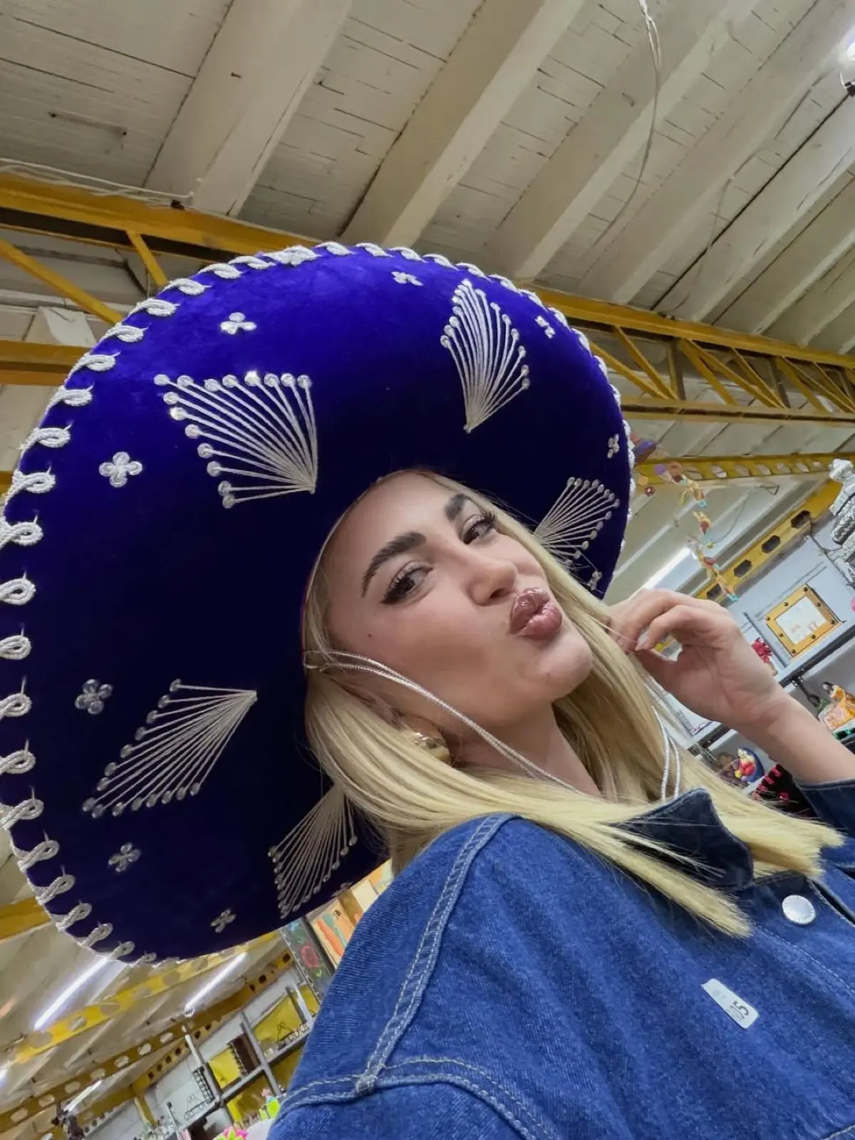 Ιωάννα Τούνη – Το φωτογραφικό ημερολόγιο από την περιπέτειά της στο Μεξικό 19 Η Ιωάννα Τούνη στο Μεξικό