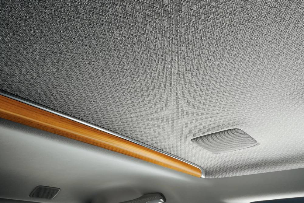 Toyota-Century-Japan-21-2048x1987