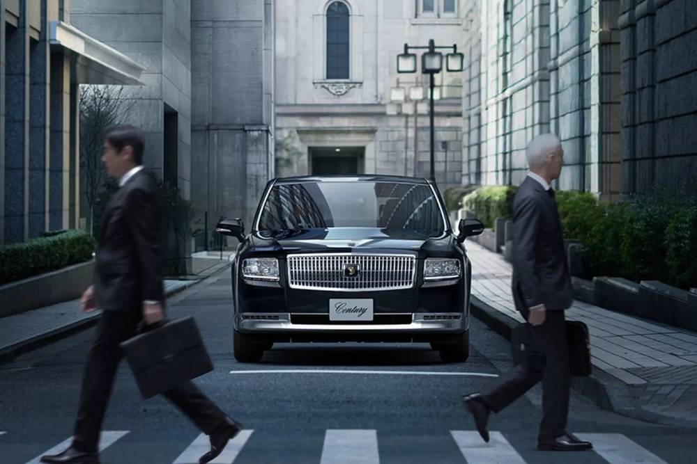Toyota-Century-Japan-9-2048x1281