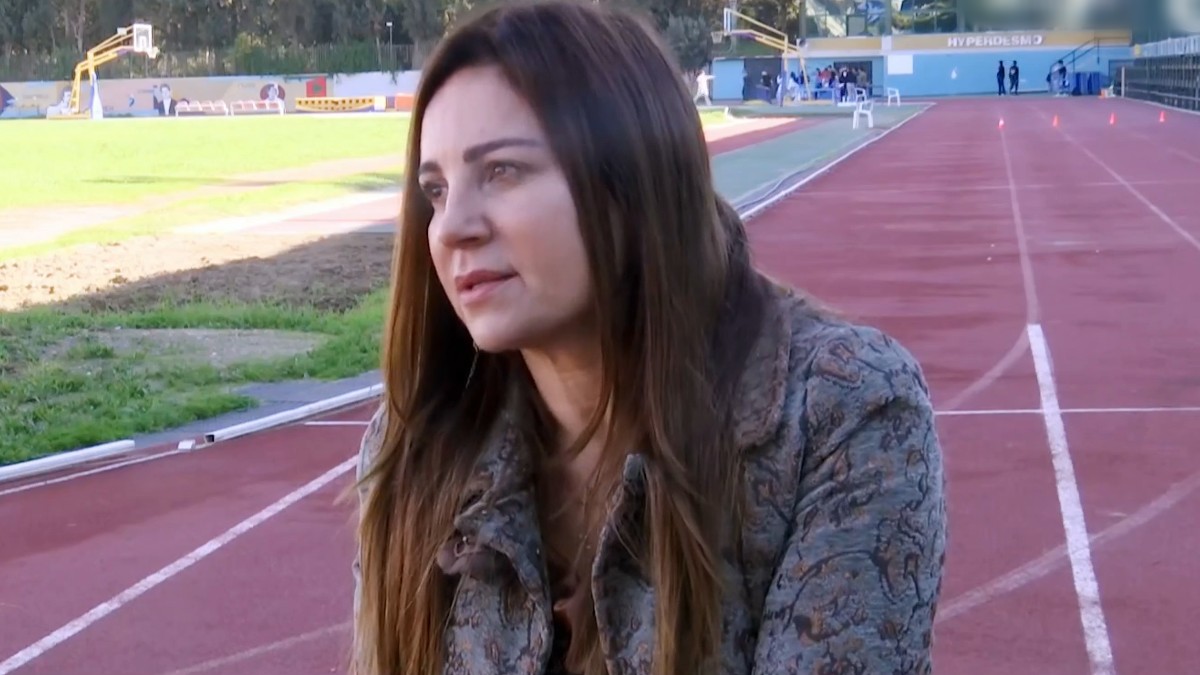 Βίκυ Φλέσσα – Ξανά στην τηλεόραση: «Η προηγούμενη διοίκηση της ΕΡΤ ακύρωσε την εκπομπή μου»