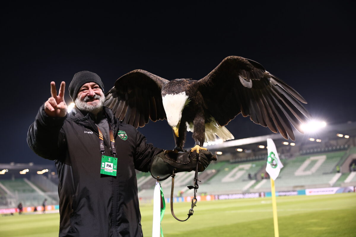 Λουντογκόρετς – ΠΑΟΚ: Ο βουλγαρικός αετός μαγνήτισε τα βλέμματα 3 Λουντογκόρετς – ΠΑΟΚ: Ο βουλγαρικός αετός μαγνήτισε τα βλέμματα