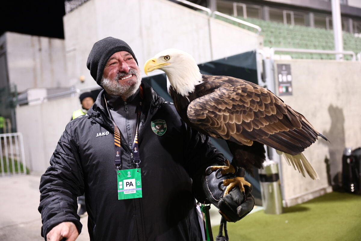 Λουντογκόρετς – ΠΑΟΚ: Ο βουλγαρικός αετός μαγνήτισε τα βλέμματα 4 Λουντογκόρετς – ΠΑΟΚ: Ο βουλγαρικός αετός μαγνήτισε τα βλέμματα