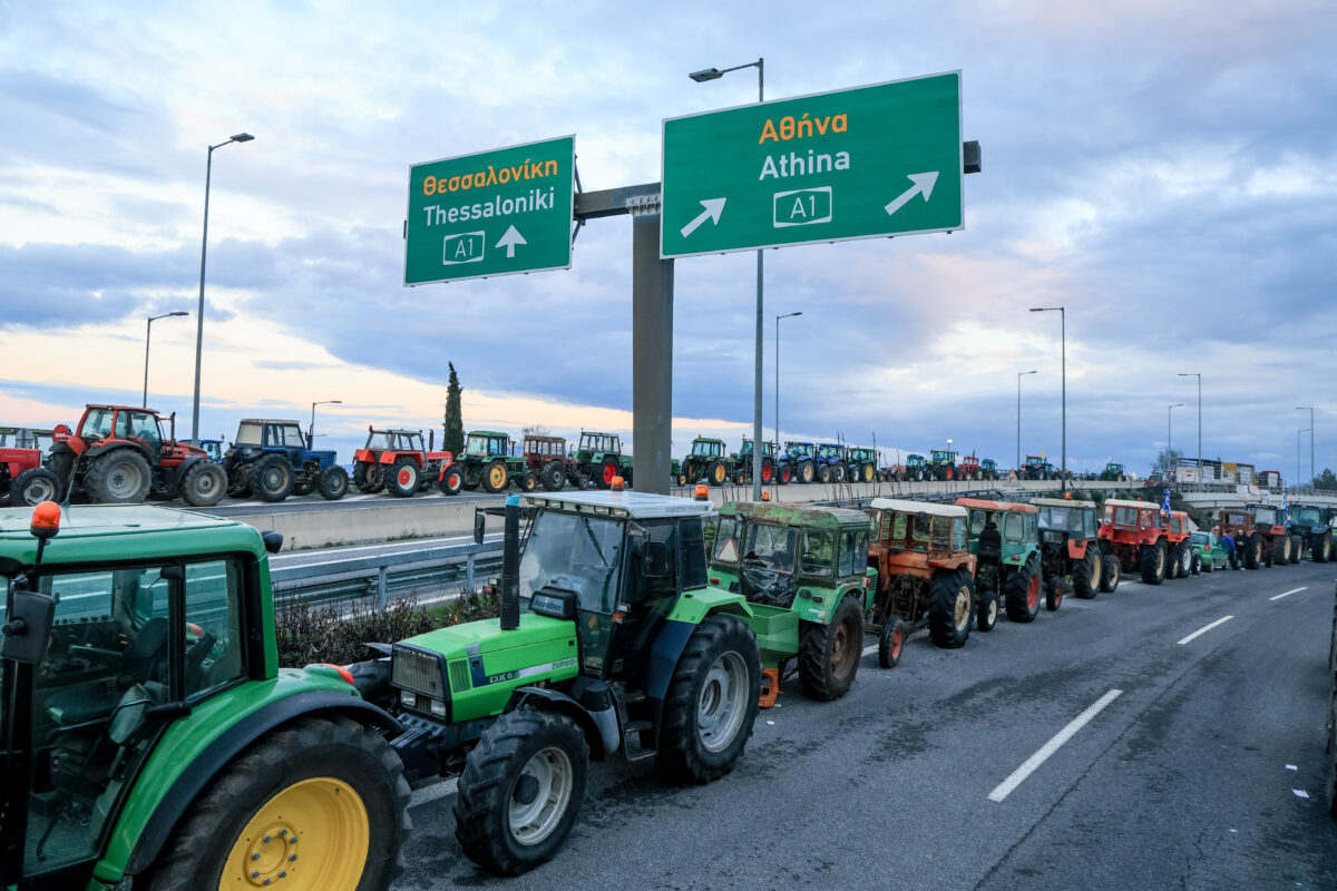 Αγρότες: Εντείνουν τη στάση τους και εξαγγέλλουν νέες διαμαρτυρίες – Καθοριστική σύσκεψη στις Σέρρες
