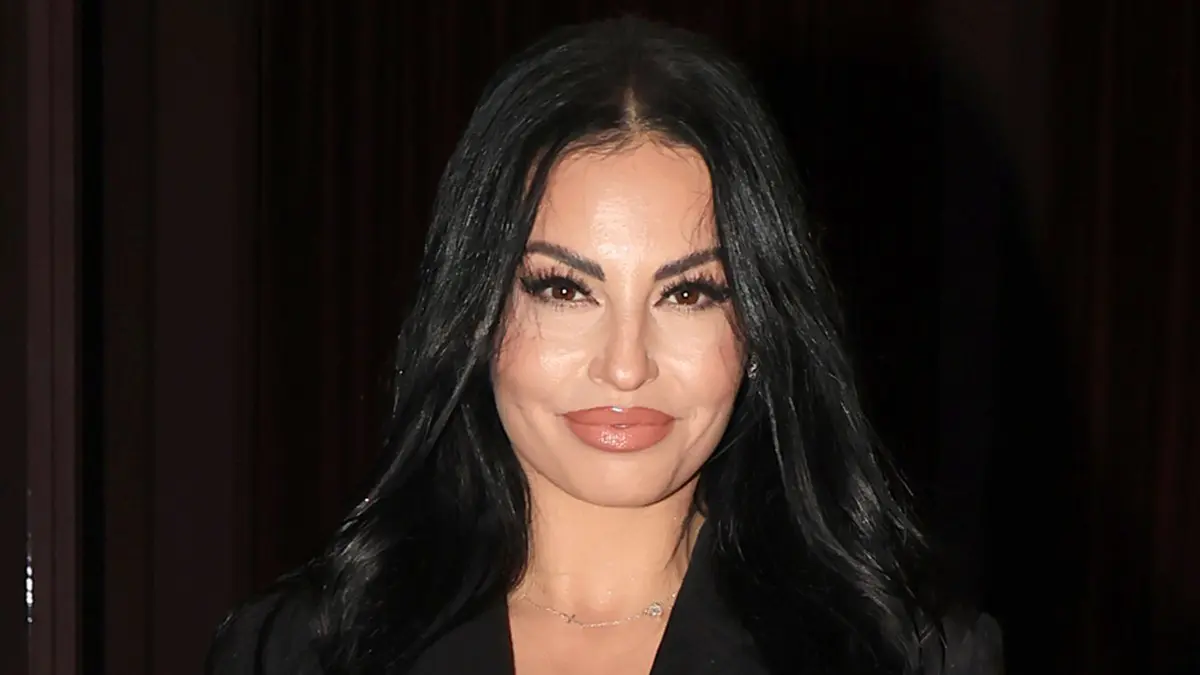 Αλεξανδράκη: Διευκρινίζει για τον Σπαλιάρα – «Δεν δήλωσα ότι με κακοποίησε ή με έβλαψε» 3 Δήμητρα Αλεξανδράκη