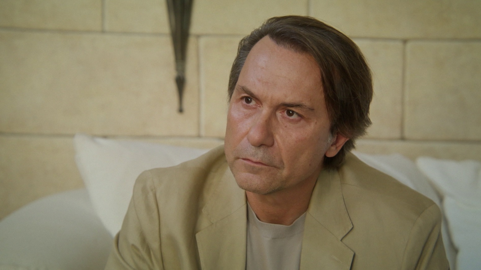 Να μ’αγαπάς: Η Άννα κρατά μαχαίρι απειλώντας τη Σοφία και τον Θεόφιλο – Συγκλονιστικά τα επόμενα επεισόδια 5 Να μ’αγαπάς: Η Άννα κρατά μαχαίρι απειλώντας τη Σοφία και τον Θεόφιλο – Συγκλονιστικά τα επόμενα επεισόδια