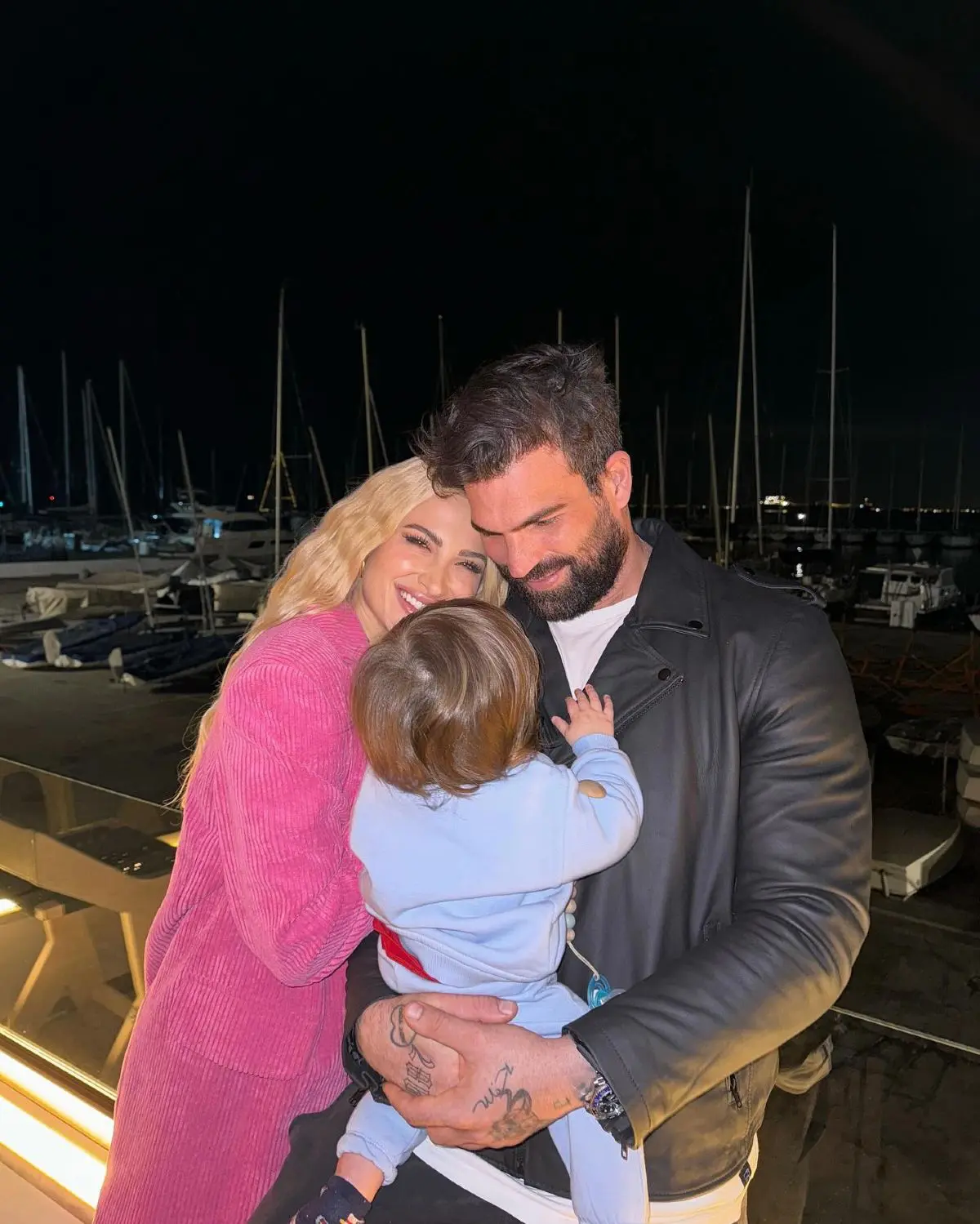 Τούνη – Αλεξάνδρου: Από αγάπη σε αντιπαλότητα – Η πραγματικότητα για τη συμφωνία τους και τη συνεπιμέλεια του παιδιού 5 οικογένεια αλεξάνδρου