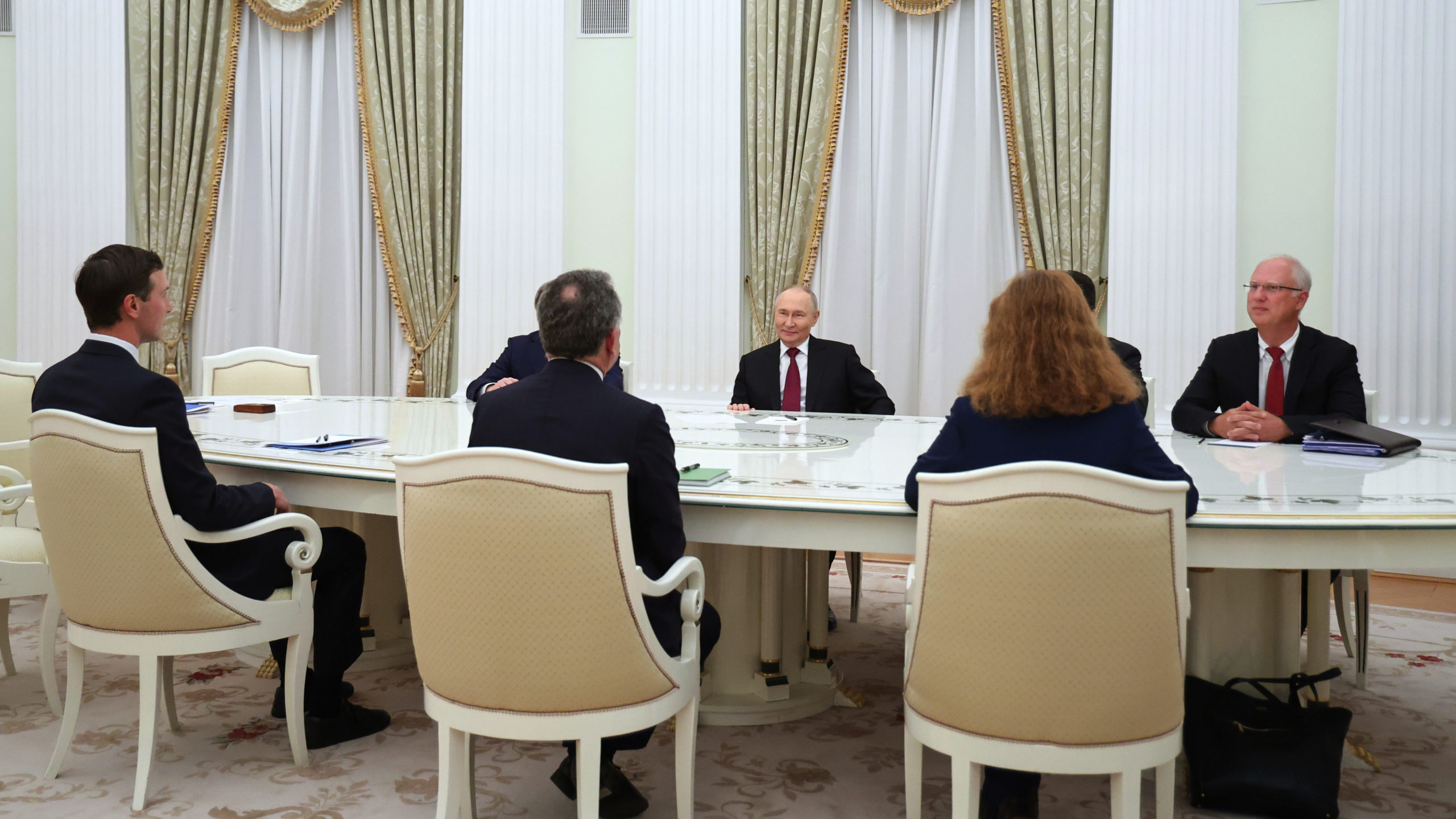 ap25336622332355-scaled