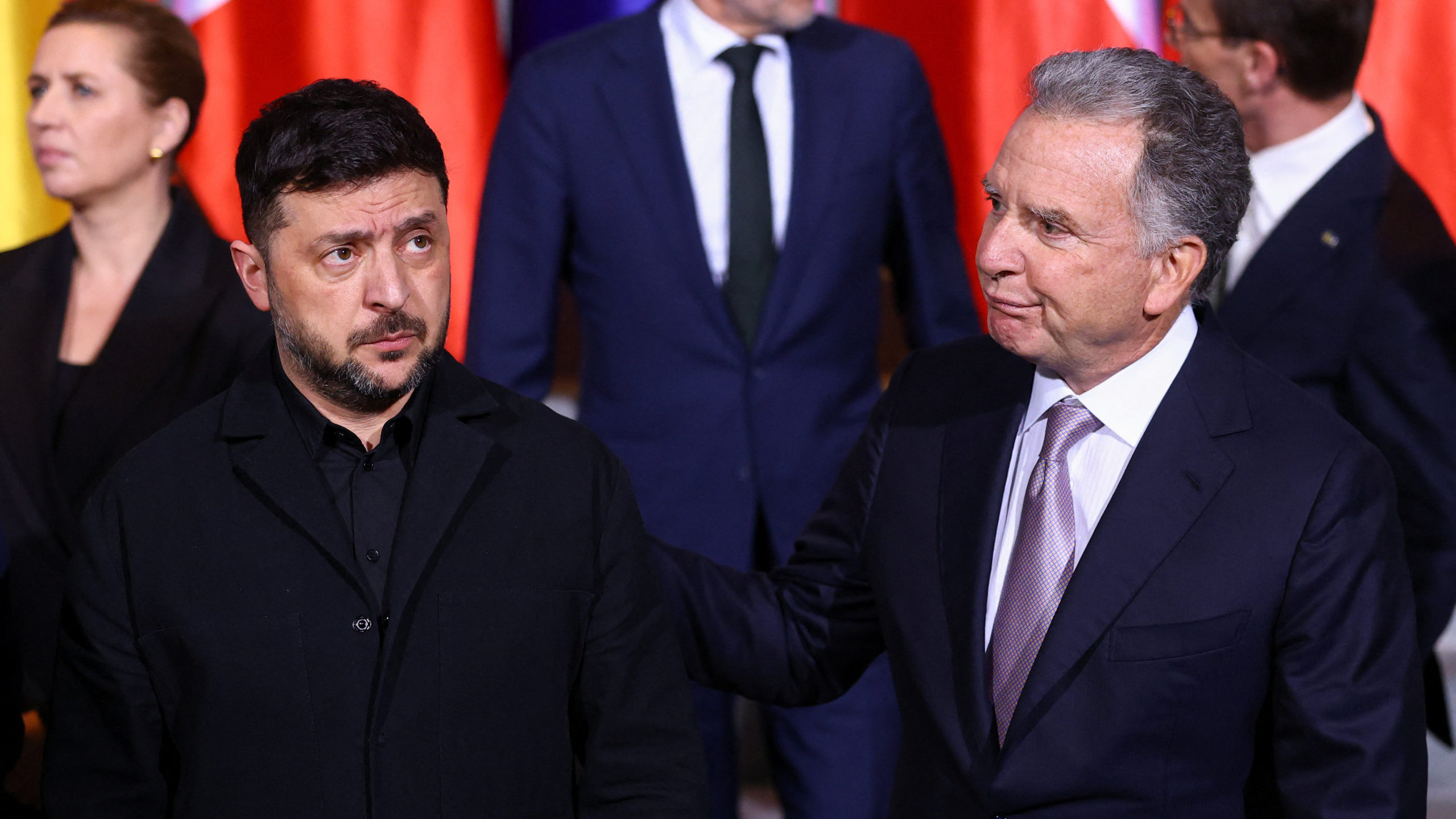 ap25349665010136-scaled