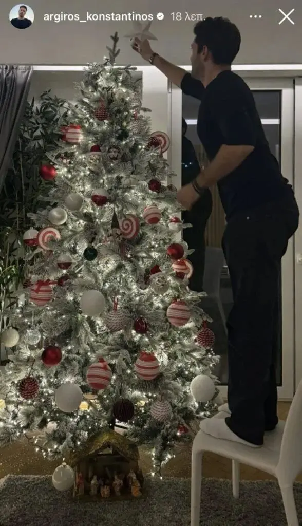 Κωνσταντίνος Αργυρός – Αλεξάνδρα Νίκα: Το χριστουγεννιάτικο δέντρο που διακόσμησαν με τον γιο τους 4 Κωνσταντίνος Αργυρός - Αλεξάνδρα Νίκα: Το χριστουγεννιάτικο δέντρο που στόλισαν με τον γιο τους