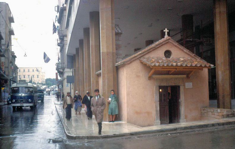 Η Αθήνα τη δεκαετία του 1960 – Εκπληκτικές εικόνες μιας άλλης γοητευτικής εποχής