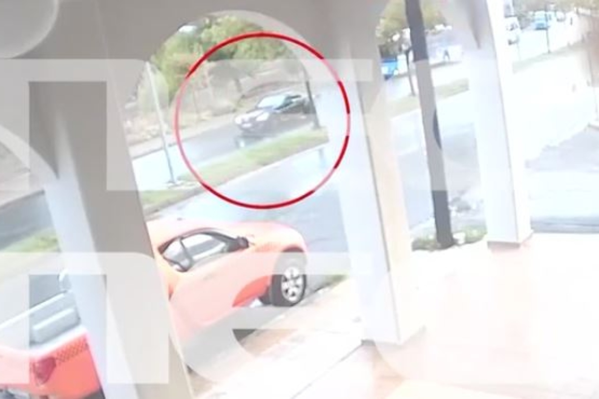 autokinito-foinikounta-1