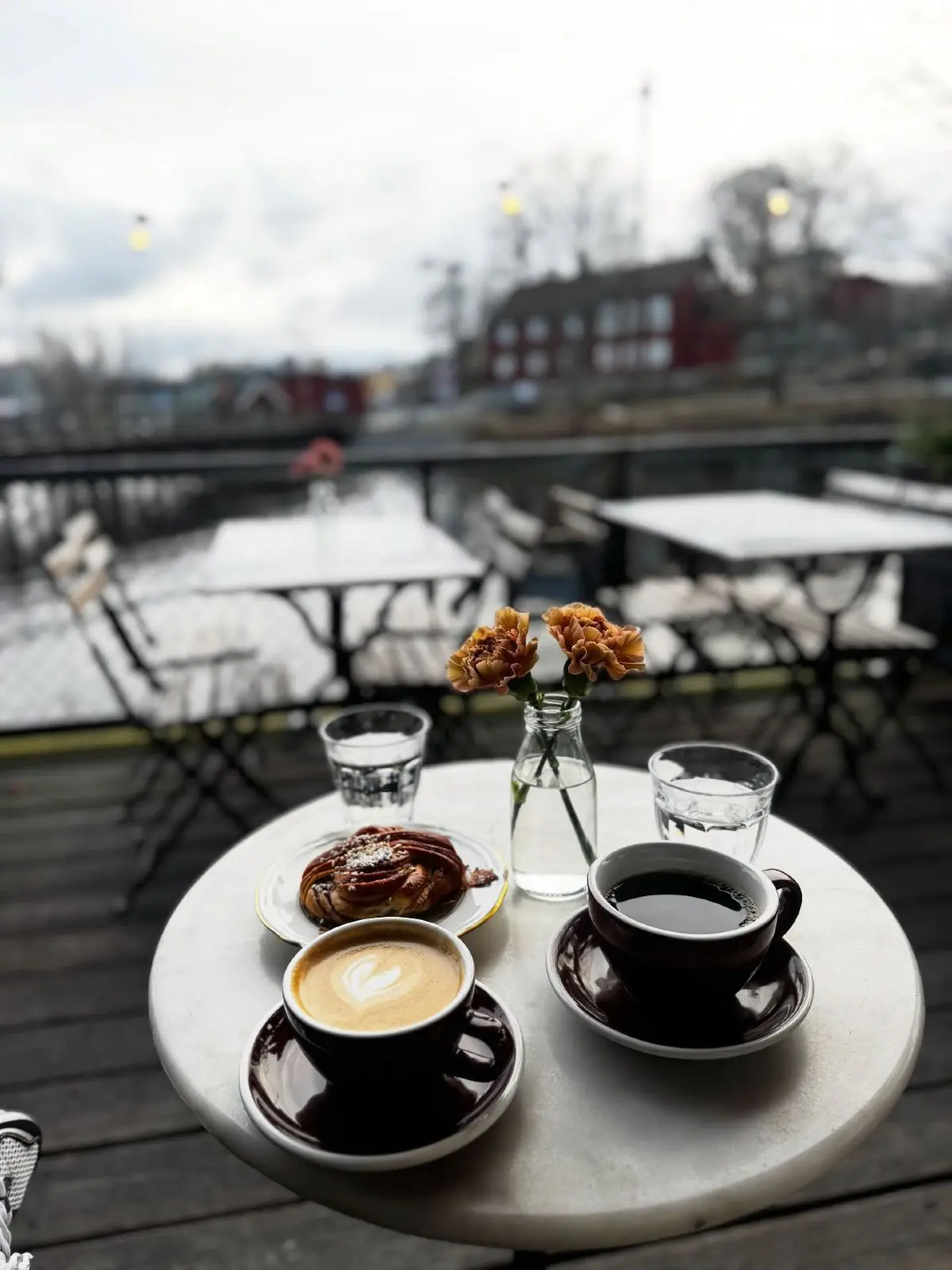 Δανάη Μπάρκα: Στη Στοκχόλμη με τον αγαπημένο της – Η γλυκιά φωτογραφία αγκαλιά 12 Δανάη Μπάρκα: Στην Στοκχόλμη με τον σύντροφό της - Η τρυφερή φωτογραφία αγκαλιά