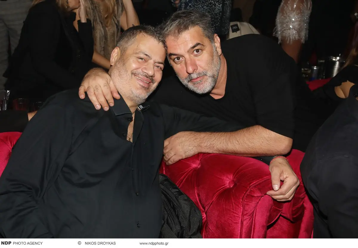 Κίμπερλι Γκίλφοϊλ: Με εντυπωσιακό μαύρο μίνι φόρεμα στη Βανδή και τον Αργυρό – Όλα τα βλέμματα πάνω της 12 Μισμπίκης