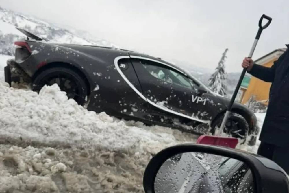 bugatti tourbillon snow 03