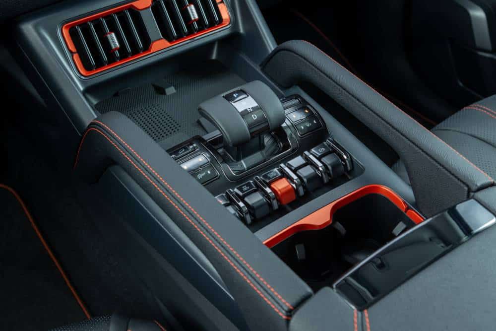 Τα αγροτικά υποκλίνονται στον «καρχαρία» της BYD 32 byd_shark_3