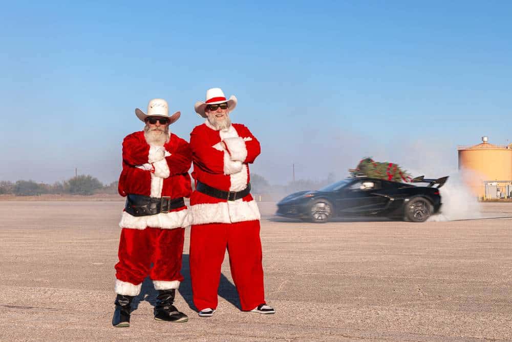 corvette-zr1-christmas-tree-speed-record (4)