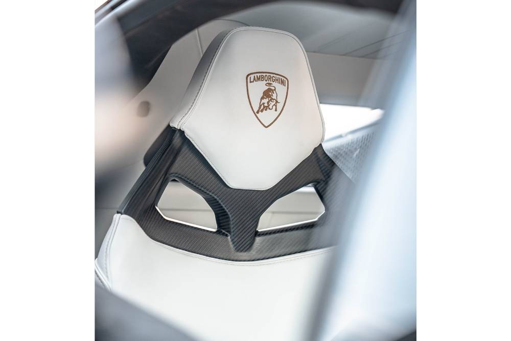 customized-lamborghini-revuelto (2)