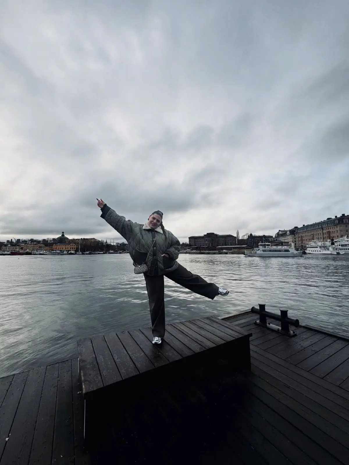 Δανάη Μπάρκα: Στη Στοκχόλμη με τον αγαπημένο της – Η γλυκιά φωτογραφία αγκαλιά 9 Δανάη