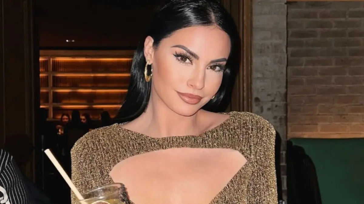 Δήμητρα Αλεξανδράκη: «Δεν έχω κοιμηθεί δύο ημέρες, ένα κεφάλαιο της ζωής μου έκλεισε βίαια και άδικα» 4 Η Δήμητρα Αλεξανδράκη στο Instagram