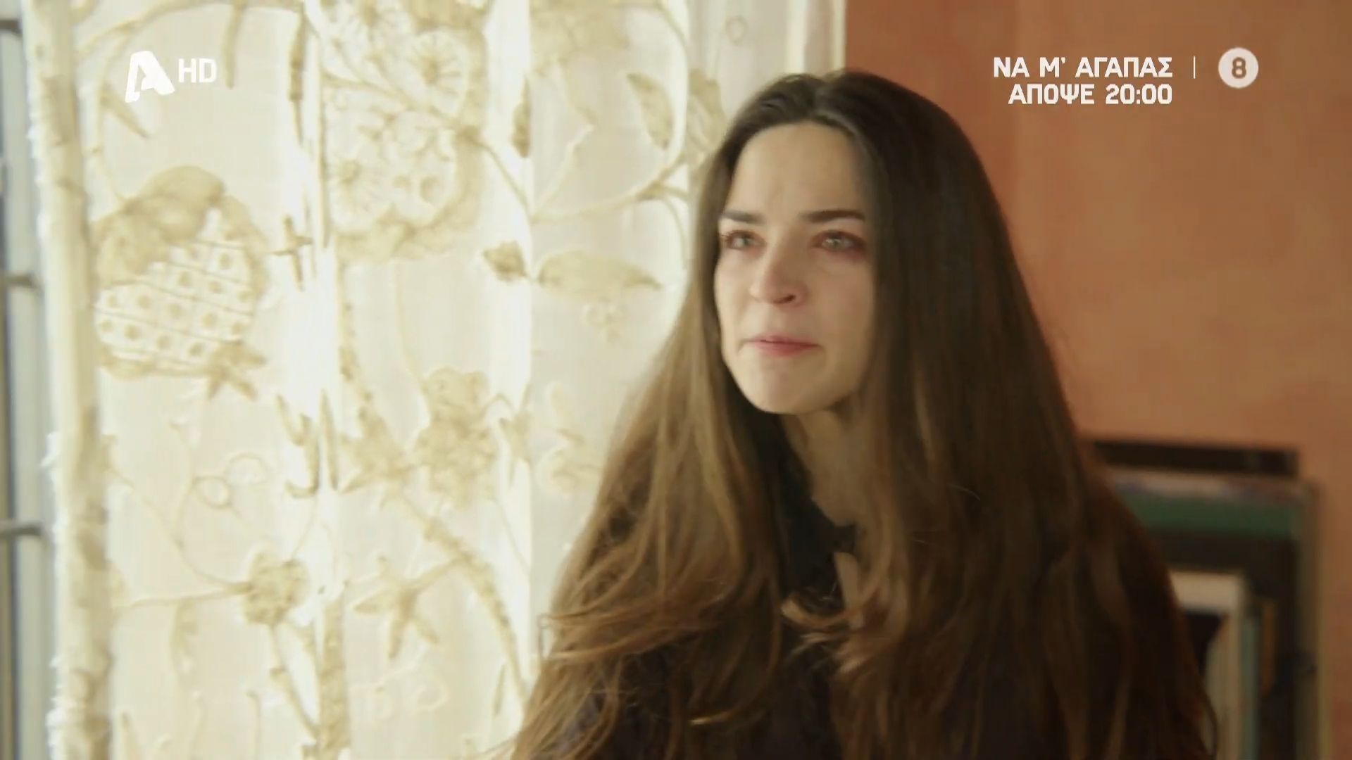 divna-m-agapas-i-anna-se-sok-apeilei-me-machairi-sofia-kai-theofilodiv-1765462065