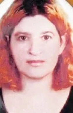 Ο σατανιστής της Γλυφάδας: Σκότωσε τη γυναίκα του με πέτρα – «Με στενοχώρησε η ανάσταση του Χριστού» 2 Ο σατανιστής της Γλυφάδας: Σκότωσε τη γυναίκα του με πέτρα – «Με στενοχώρησε η ανάσταση του Χριστού»