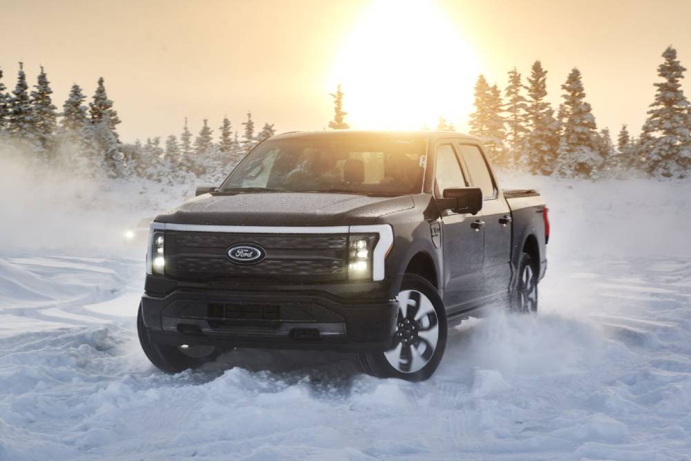 Ανανεωμένο Ford F-150 EREV με βενζίνη και αυτονομία άνω των 1.100 χλμ. 8 ford f-150 lightning erev (2)