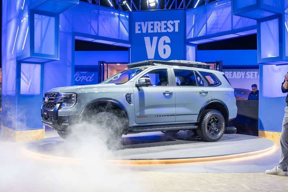 ford-makes-this-ranger-suv-exclusively-with-a-v6-f