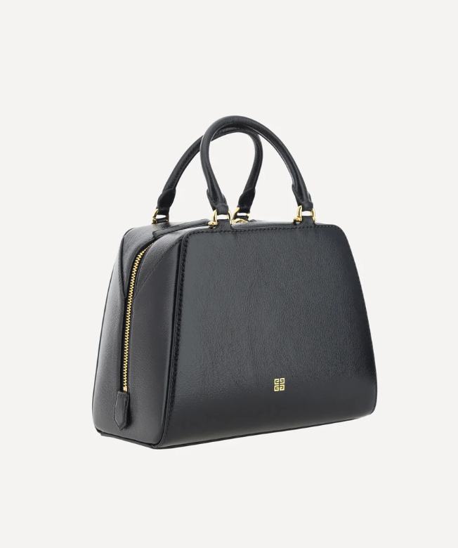 Ελένη Μενεγάκη: Με τσάντα Givenchy στην τελετή του Άγγελου – Ποια η τιμή της 6 τσάντα givenchy