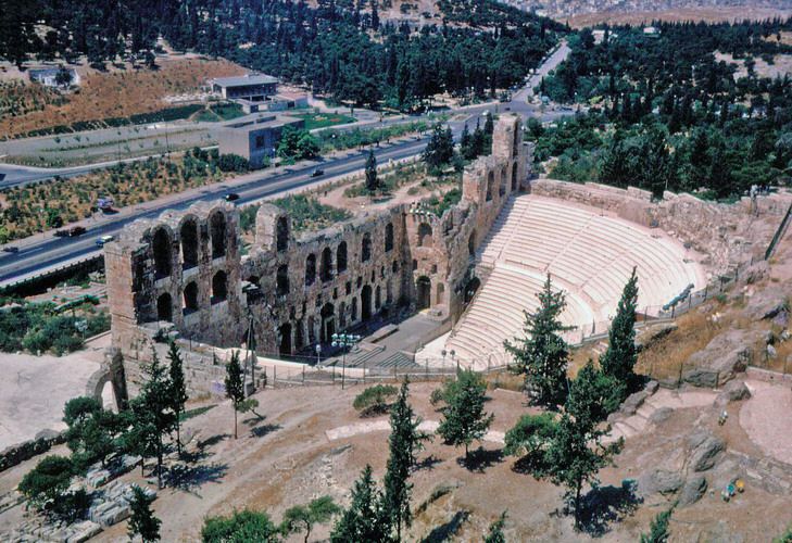 Η Αθήνα τη δεκαετία του 1960 – Εκπληκτικές εικόνες μιας άλλης γοητευτικής εποχής