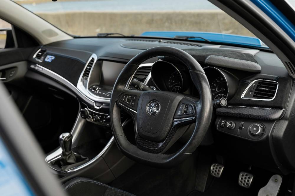 holden vf blue meanie (4)