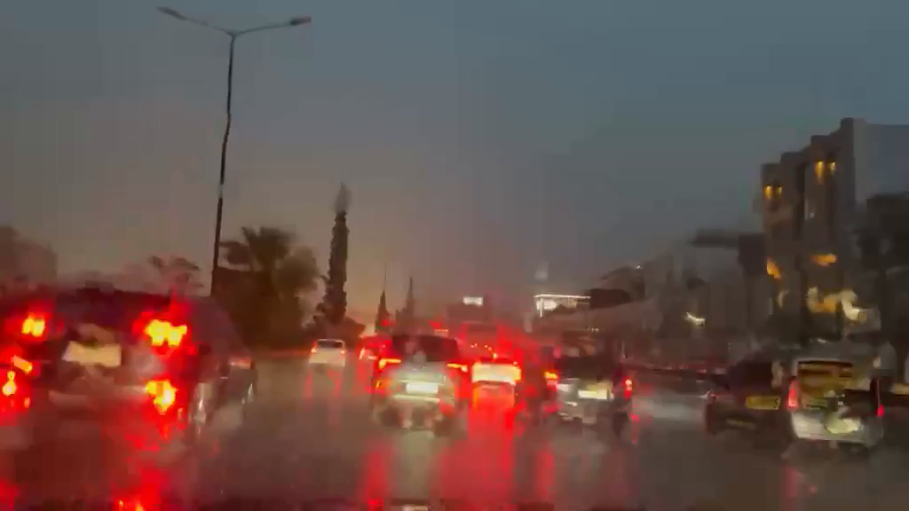 kakokairia-byron-kykloforiako-chaos-ston-kifiso-1764861774