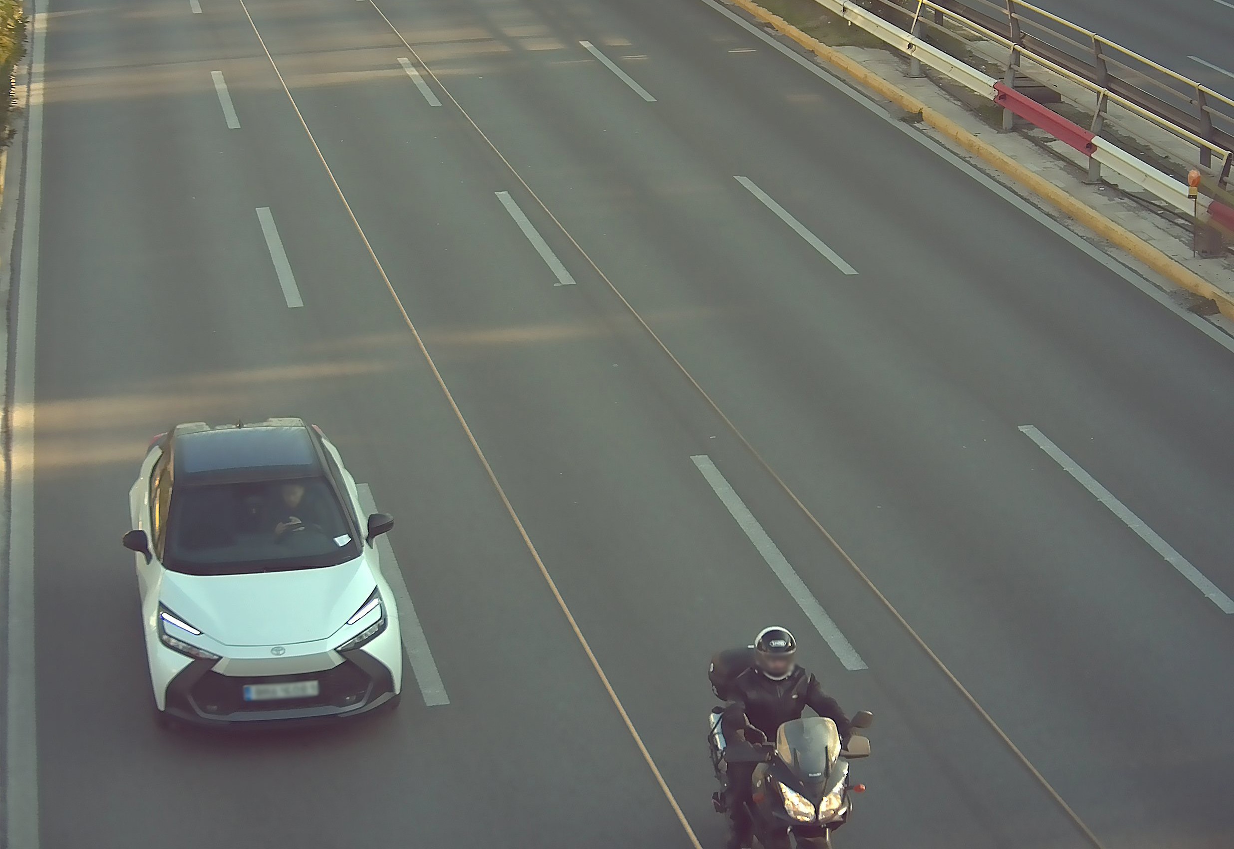 Από τα μέσα Ιανουαρίου τα πρώτα ειδοποιητήρια στους οδηγούς από τις έξυπνες κάμερες – Τι ανέφερε ο Παπαστεργίου 8 κάμερες τροχαία κλήση