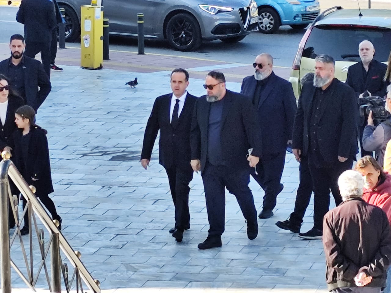 Αποχαιρετισμός στην Ειρήνη Μαρινάκη: Η σπουδαία Πειραιώτισσα τιμήθηκε από πλήθος κόσμου 7 Κηδεία Ειρήνης Μαρινάκη