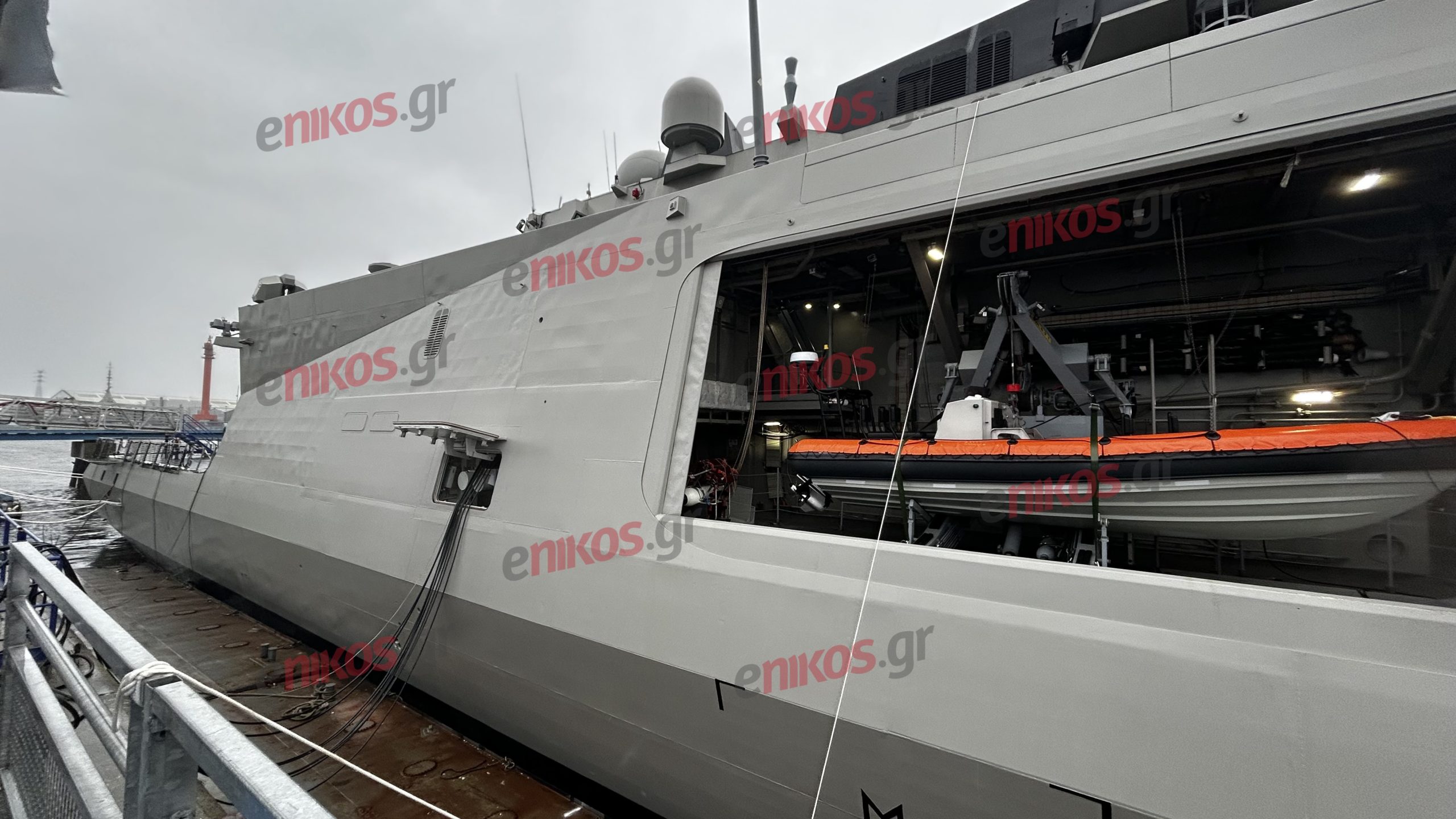 Ζωντανά από Λοριάν: Η ανύψωση σημαίας στην πρώτη φρεγάτα FDI Belharra ΚΙΜΩΝ