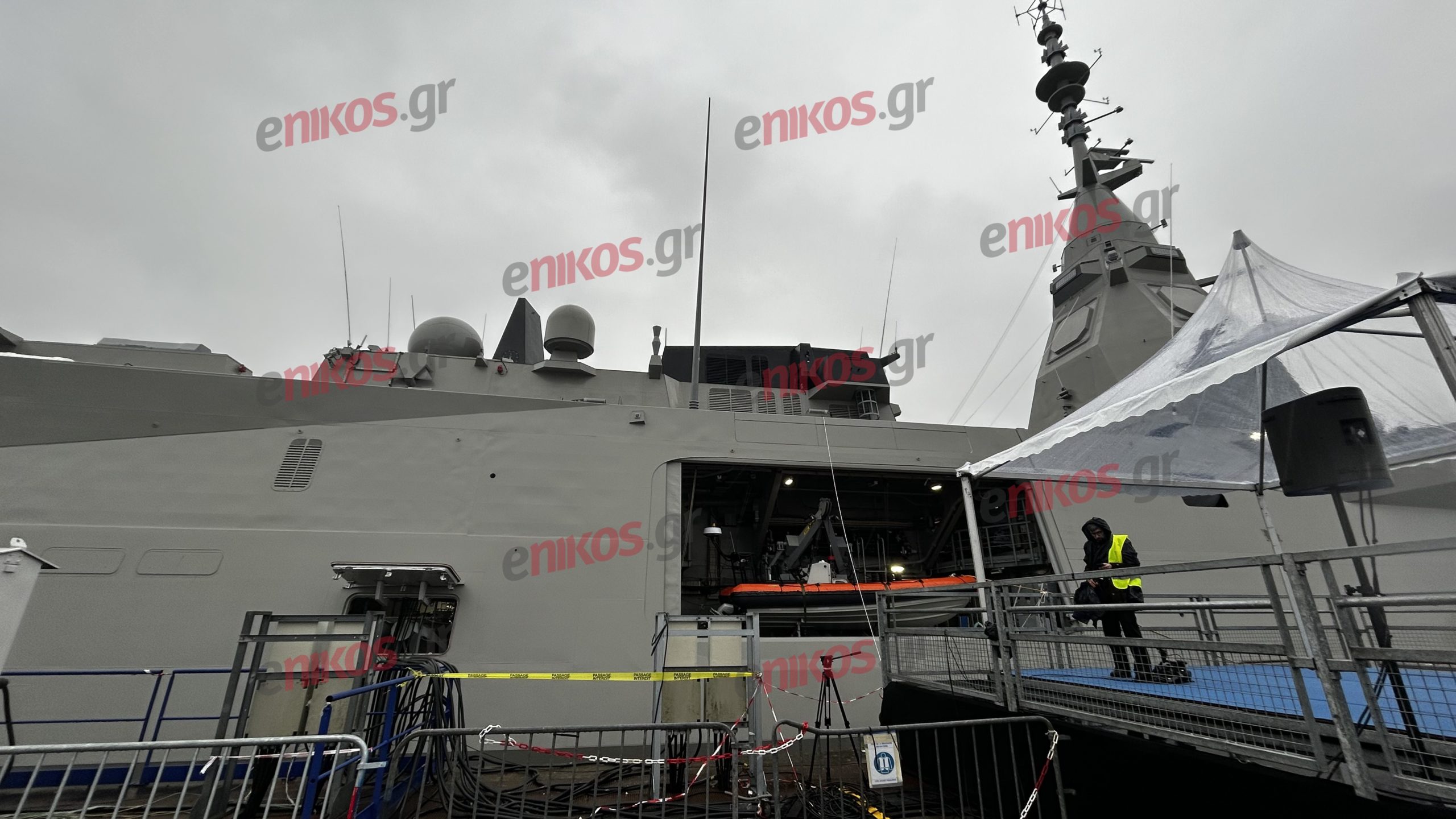 Ζωντανά από Λοριάν: Η ανύψωση σημαίας στην πρώτη φρεγάτα FDI Belharra ΚΙΜΩΝ