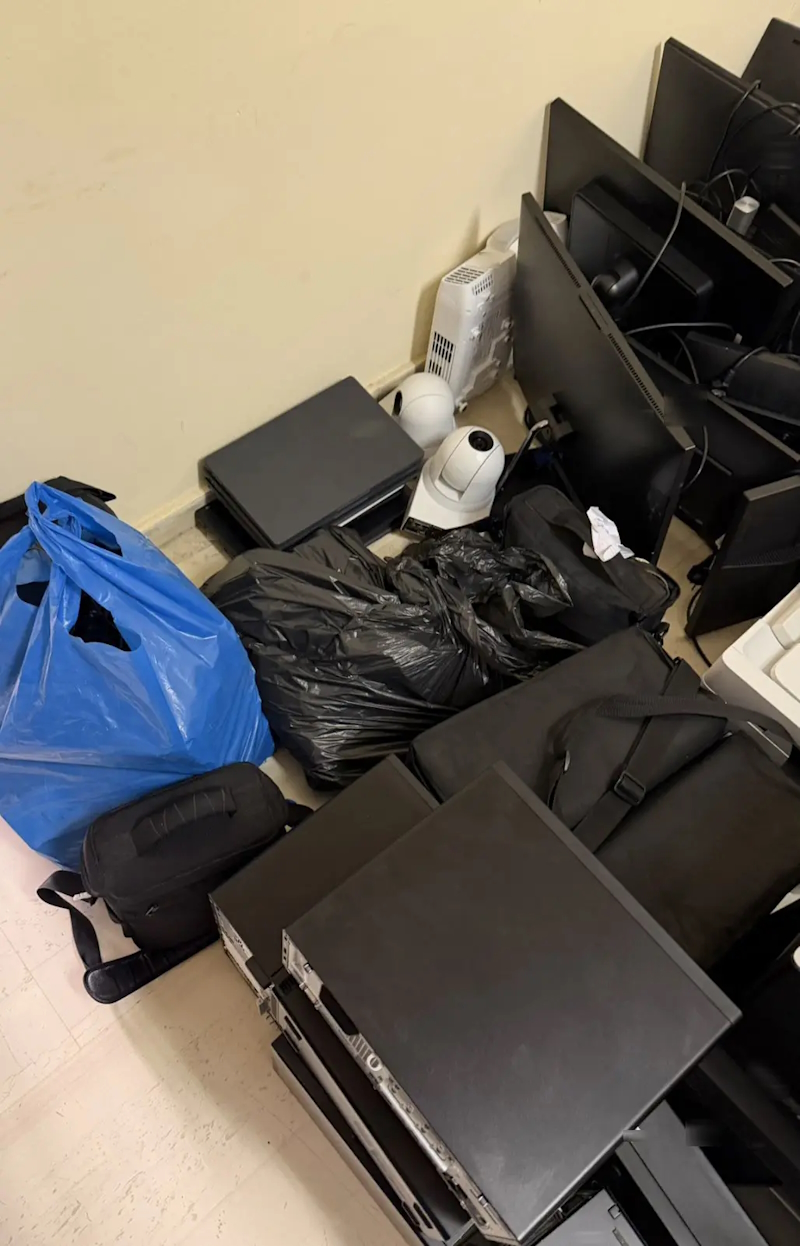 Συνελήφθη 47χρονος που «έκλεψε» ηλεκτρονικές συσκευές από κτίριο του ΕΚΠΑ 4 ΕΚΠΑ