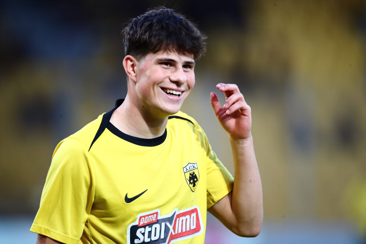 Ο Κολιμάτσης παραχωρείται δανεικός από την ΑΕΚ στην Ελλάς Σύρου