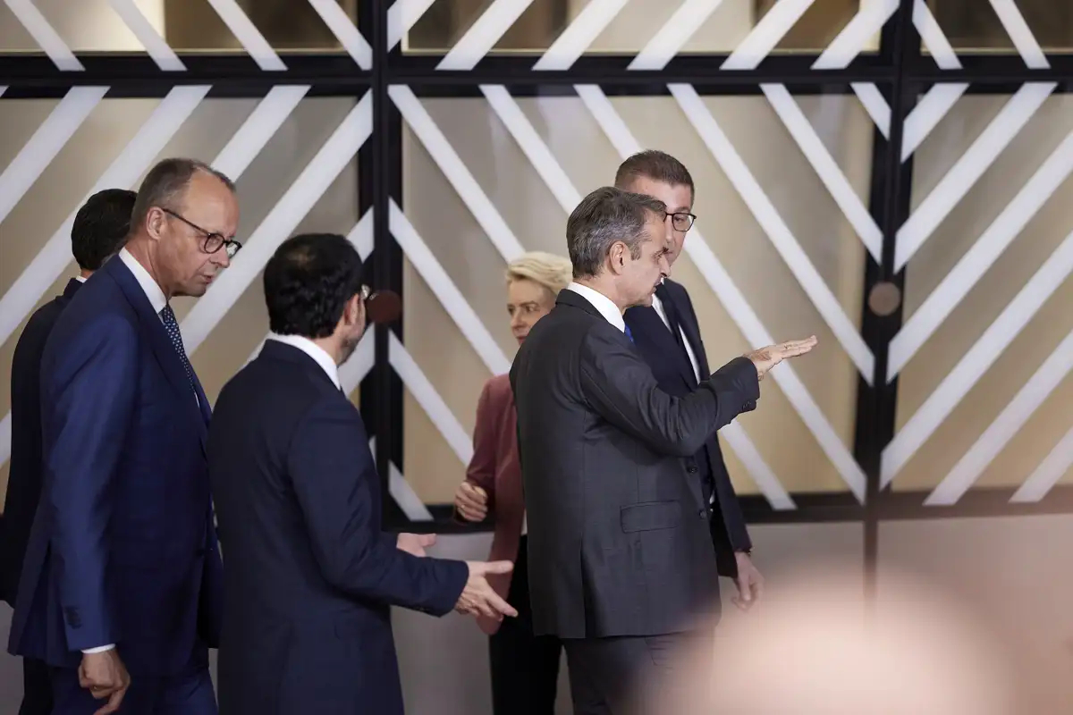 Κυριάκος Μητσοτάκης: Στις Βρυξέλλες για τη Σύνοδο Κορυφής ΕΕ και Δυτικών Βαλκανίων – Ανακαλύψτε φωτογραφίες 8 Κυριάκος Μητσοτάκης: Στις Βρυξέλλες για τη Σύνοδο Κορυφής ΕΕ και Δυτικών Βαλκανίων – Ανακαλύψτε φωτογραφίες