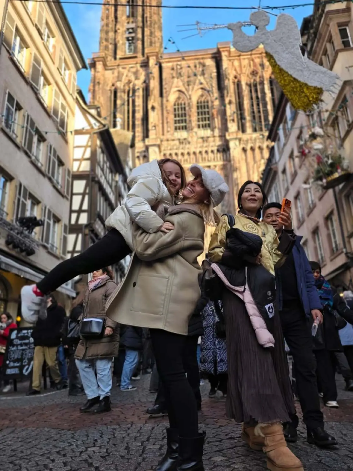 Ο Λευτέρης Πετρούνιας και η Βασιλική Μιλλούση στο Instagram