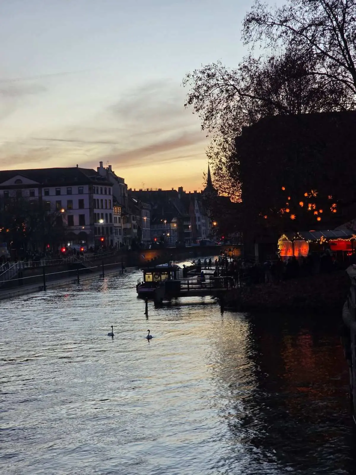 Ο Λευτέρης Πετρούνιας και η Βασιλική Μιλλούση στο Instagram