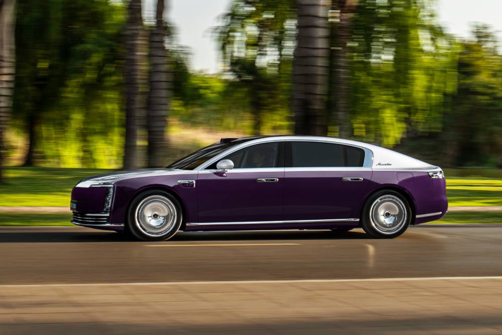 Το Huawei Maextro S800 απογειώνει την πολυτέλεια στα ύψη 17 maextro_s80031